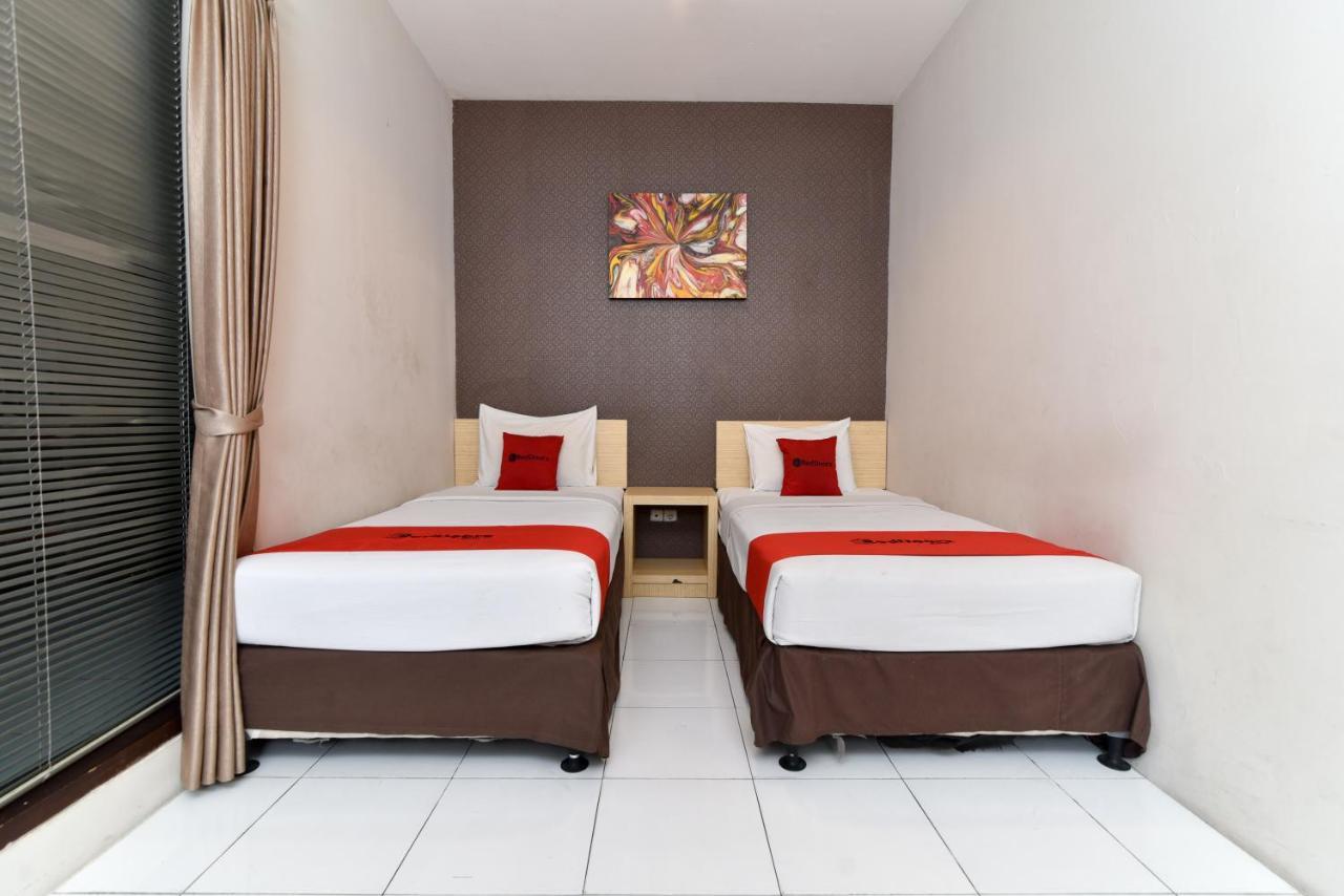 Reddoorz Plus @ Raya Legian Dış mekan fotoğraf